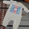 småbarn baby romper spädbarnsflicka nyfödd jumpsuit långärmad pyjamas 024 månader rompers designers kläder barn2407823