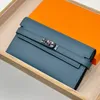 2024 Dames Portemonnee Clutch Bag Handtas Portemonnee Klassiek Brief Gestempeld Slot Lange Portefeuilles Envelop Billfold Echt Lederen Handtassen Kaart Ho316w