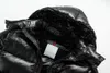 2023 Мужская зимняя куртка высокого качества, зимнее пальто на открытом воздухе, трендовая мотоциклетная мужская и женская парка, Канада, модные черные, красные дауны Jac247V