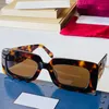 Designer-Sonnenbrille 0811S Frühling und Sommer, quadratisch, dicker Rahmen, Herren- oder Damen-Sonnenbrille, ultrabreite Bügel, Metallbuchstaben, Reise- und Urlaubsbrille, UV400, mit Box