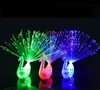 Flash LED Light-up Anelli Peacock Finger Light Gadget per feste Giocattolo intelligente per bambini per la vendita del mercato notturno del regalo di Natale del partito