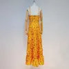 Robe d'été à imprimé jaune pour femmes, col en V, sans manches, taille haute, Slim, sexy, ligne Maxi, mode féminine 210531