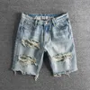 Pantaloncini da Cowboy di alta qualità Jeans da uomo Denim Corti da uomo Pantaloni con foro Estate Maschile Hip Hop Mendicante Cerniera Gay Streetwear252s