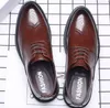 Scarpe classiche da uomo in pelle classica di alta qualità Scarpe casual di lusso con lacci Abito da uomo d'affari Scarpe oxford Stivali da uomo formali 38-47