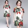 Fashion Runway Summer Dress Women Short sleeve Chic Grape Print Vintage Mini 210529