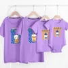 Look per la famiglia Abiti coordinati T-shirt Vestiti Madre Padre Figlio Figlia Bambini Pagliaccetti per neonati Stampa estiva 210429