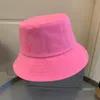 FashionLuxury 2021 Designers Chapeau de godet Voyage de mode de loisirs pour hommes et femmes Casquette de pêcheur de plage de haute qualité 6 couleurs bon sympa