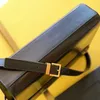 Lyx axelväska Kvinnors klassiska designer Top kvalitet läder tandpetare handväskor mode flap handväska baguette väskor med lådan storlek 29 * 20.5 * 7cm