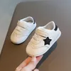 첫 번째 워커 도착 어린이 캐주얼 신발 태어난 아기 소녀 소년 아이 디자이너 Zapatillas Bebes Botines de verano