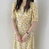 Korejpaa Femmes Robe Coréenne Chic Été Élégant Col Carré Imprimer Taille-Cravate Manches À Bulles Cassé Floral Long Robe 210526