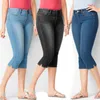 Stil 4xl plus storlek jeans kvinna capri byxor sommarbyxor mitten midja tvättad denim shorts kalvlängd bomull avslappnad kläder