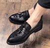 Stijl Vintage Casual Designer Mannen Schoenen Leer Hoge Kwaliteit Formele Jurk Loafers Business Wedding Tassel Brogue Luxurys Shoe