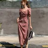 Abito lungo casual da donna Stampa a ciliegia Manica corta Vacanza Boho Beach Abito estivo Colletto quadrato Abito vintage Vestidos Robe 210331