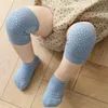 2 Paar / Set Baby Sokken met Kniebeschermers Set Anti Slip Baby Meisje Jongen Sokken Veiligheid Crawling Elleboog Kussen Zuigeling Been Warmer