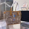 Diseñador de bolsas de compras de lujo Fashion Fashion con bolsos de hombro de letras clásicos de letras