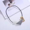 Pendentif Colliers Triangle Collier pour femmes Femme Cadeau Vintage Déclaration Pull Chaîne Chocker Collier Mujer Bijoux Femme 2021