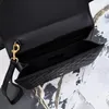 Portafoglio di alta qualità borsette della borsa asceldata ascella messengerbag femminile 2021 Newfashion Leather Womens 2022 Cavariale Handbag250Q