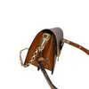 本革の女性ショルダーバッグサドル2024ファッションビンテージ印刷ハンドバッグレディース高品質の財布とショルダーバッグ