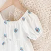 Amor ddmm meninas roupas vestidos moda verão menina moda simples confortável vestido de flor bordado para trajes de bebê 210715