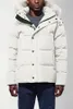 カナダの膨らむジャケット冬のパーカーの男ジャッセン・ドゥーネジャック・ウィンダムアウトウェアビッグフード付きファーコート衣服ダストバッグバッグ