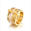 2021 Luxury Silver Gold Men Anello Designer Jewelry Signet Design Design Donne Custom Fashion Jewellery Acciaio inossidabile Acciaio multiplo Numero di combinazioni
