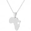 Halskette mit Afrika-Karten-Anhänger aus Edelstahl, hohle Herz-Halsketten mit Silber-Gold-Kette für Damen und Herren, Modeschmuck