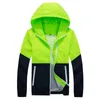 Jas mannen causale hooded dunne windjack rits outdoors jassen uitloper stijlvolle mode hoge kwaliteit Veste Homme