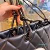 Vintage Fashion Shopping Bags Quilted Leather Shoulder Denim/Lambskin Large Capacity Top Quality Fashion Toes Luxury Designer Handbags