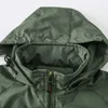 2021 Vår sommar Nya Mens Casual Vattentät Hooded Jacket Assault Jackor Män Outdoor Tunn MountainSering Coat Plus Size X0710