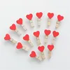 50 adet / grup Mini Romantik Seven Kalp Şekli Ahşap Klipler El Sanatları POS Kağıtları Giysi Pegs Ev Bekarlığa veda Parti Süslemeleri Dekorasyon