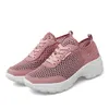 2021 Chaussures de course de créateurs pour femmes Blanc Gris Violet Rose Noir Mode Hommes Baskets de haute qualité Sports de plein air Taille 35-42 QS