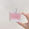 Promotion de parfum de femmes les plus chaudes en stock Classic 90 ml Bouteille rose vif parfum floral de longue durée de grande capacité