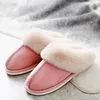 Luxe Faux Suede Thuis Vrouwen Volledig Bont Slippers Winter Warme Pluche Slaapkamer Antislip Koppels Schoenen Indoor Dames Furry Slippers