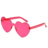 Designersolglasögon för kvinnors hjärtformade godisfärgade glasögon Vindtäta solglasögon UV-skydd
