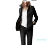 Designer-Neue Damenjacke Winter Herbstmantel Mode Baumwolle Slim Jacke Britischer Stil Plaid Quilting Gepolsterte Parkas