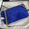 2021 Fashion Velvet väska för kvinnor Lyxig handväska Högkvalitativa kedjor Tote Bags Ladies Single Shoulder Messenger Handväskor