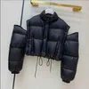 Piumino da esterno da donna di lusso di design con maniche triangolari invertite parka Downs rimovibili gilet giacche invernali a cappotto corto