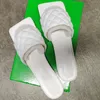 Women PADDED SANDALS Fashion lido Slides Soft nappa Leather Squared Flat Slippers High Heels Summer White Quilted Flip Flops With Box 280
