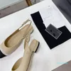 2021women skor tofflor pärla sandaler klassisk bälte platt botten högklack