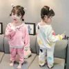 Pigiama per ragazze Costume con motivi floreali per ragazze Lettera Sleepingwear For Girls Toddler Baby Girl Clothes 210412