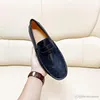 L5 24 Modell Patent Läder Luxury Mens Loafers Skor Wing Tips Slip-On Pekad Toe Party Bröllop Designers Klädskor För Män Black Green