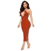 Sexy Dos Nu Halter Cut-Out Femmes Robes Midi Moulante Club Party Chic Mode Sans Manches Robe Noire Vêtements De Vacances 210525