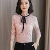 Höst Långärmad Rosa Lace Kvinnor Toppar Skriv ut Solid Butterfly Tie Ladies Toppar Regular Stand Bow Office Lady 5751 50 210527