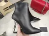 Mulheres Luxurys Designers Botas de Tornozelo Alto Booty Salto Fino Chunky Pônei Dedos Pontudos De Couro De Veludo Moda Inverno 1203