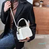 Модная сумка Tote Дамы Урожай PU Кожаная фирменная цепь Crossbody Рука Lady Trend Сумки и Кошельки