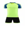 Blanc Soccer Jersey Uniforme Chemises d'équipe personnalisées avec nom de conception imprimée Shorts et numéro 132898