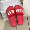 2021 Slides fluorescentes de verão homens chinelos chinelos flop flop designer sandálias de luxo de luxo plataforma de borracha plana sapatos luminosos tosquies de calor 35-45