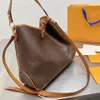 Designers de marca bolsas femininas casuais Bolsas luxuosas de alta qualidade Bolsas clássicas famosas Bolsas femininas Grande capacidade para monogramas Bolsa de mão de ombro