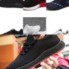 A7Q8 Platformu Koşu Ayakkabıları Erkekler Erkek Eğitmenler Için Beyaz VCB Üçlü Siyah Serin Gri Açık Spor Sneakers Boyutu 39-44 15