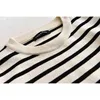 Kvinnor Striped Soft Full Sleeve Tröjor Ladies Fashion O-Neck Chic Håll WearM Sweater Elegant Kvinna Casual Style 210521